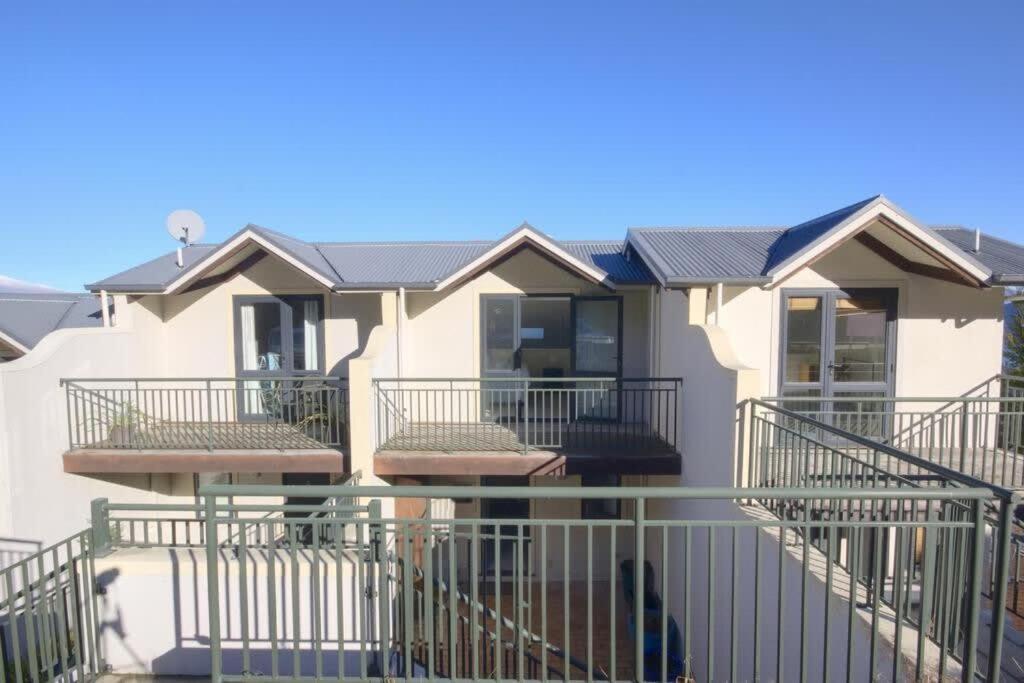 Modern 3 Bedroom With Stunning Postcard Views! Queenstown Dış mekan fotoğraf
